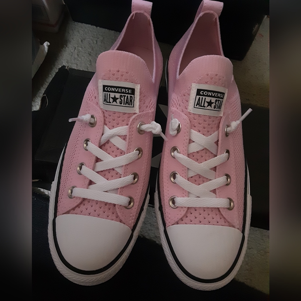 New PINK Knit Converse